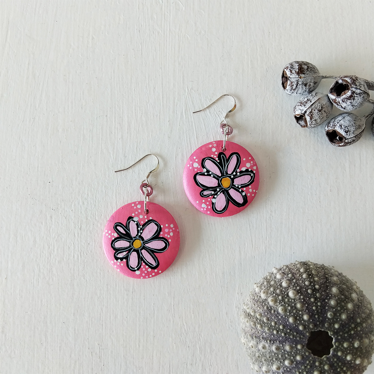 Pink Wild Daisy Earrings 2 128 Pink Wild Daisy Earrings 2 - Hand-crafted Jewellery - N'Dene Riley