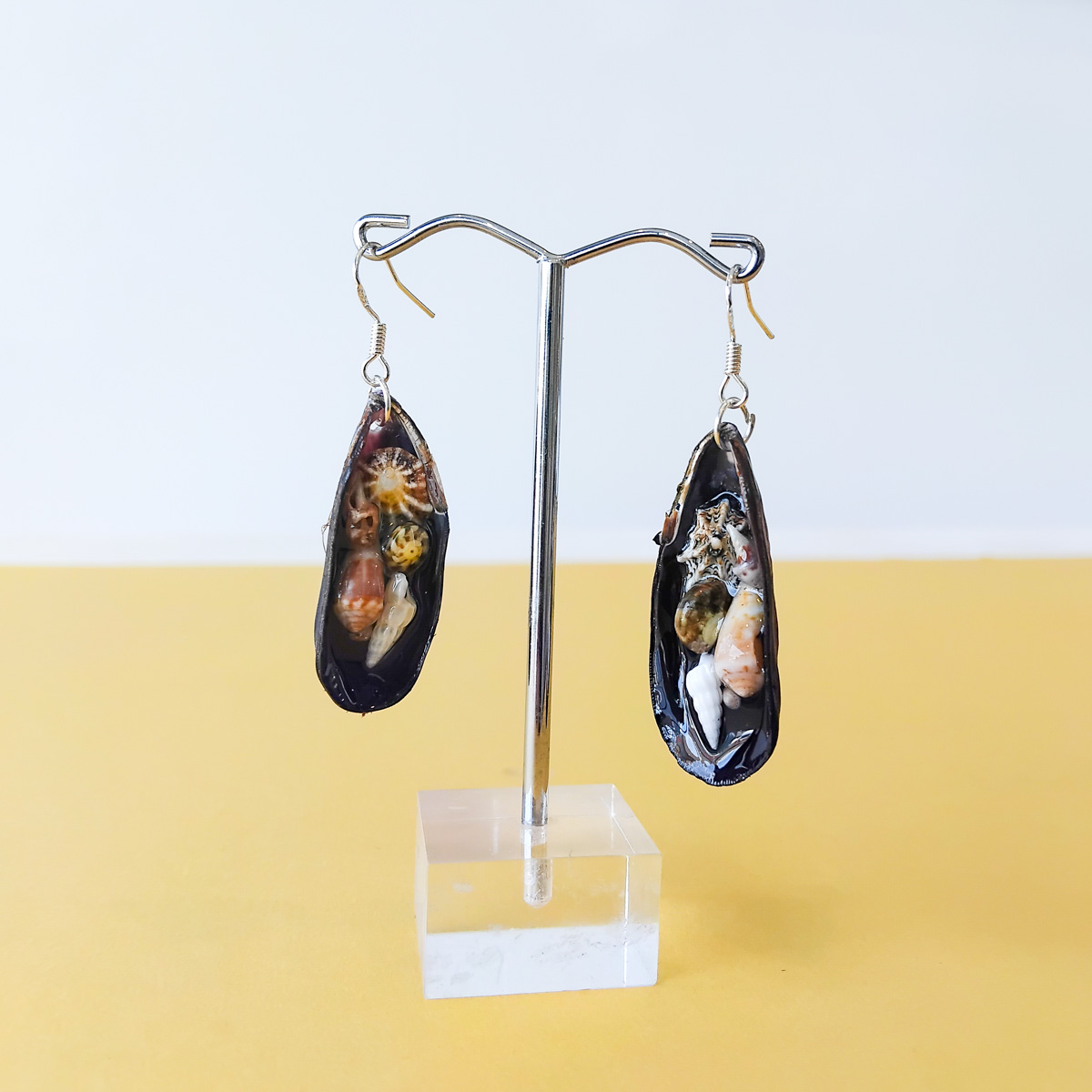 Large shell resin earrings 31 Large shell resin earrings - Hand-crafted Jewellery - Ashleigh Pugh