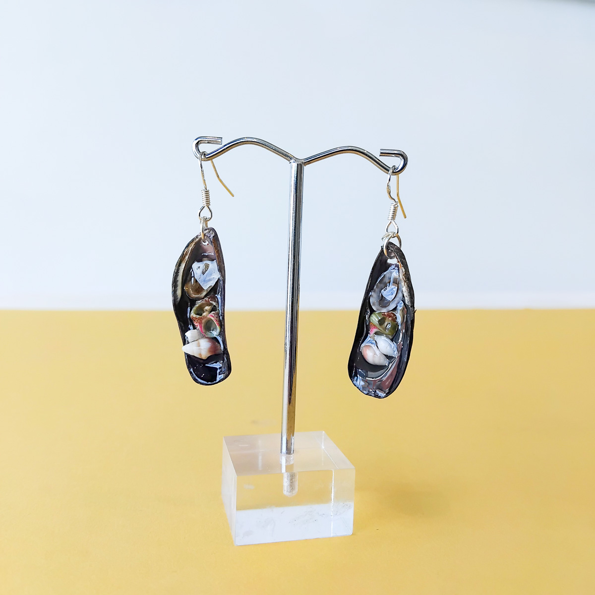 Large shell resin earrings 35 Large shell resin earrings - Hand-crafted Jewellery - Ashleigh Pugh