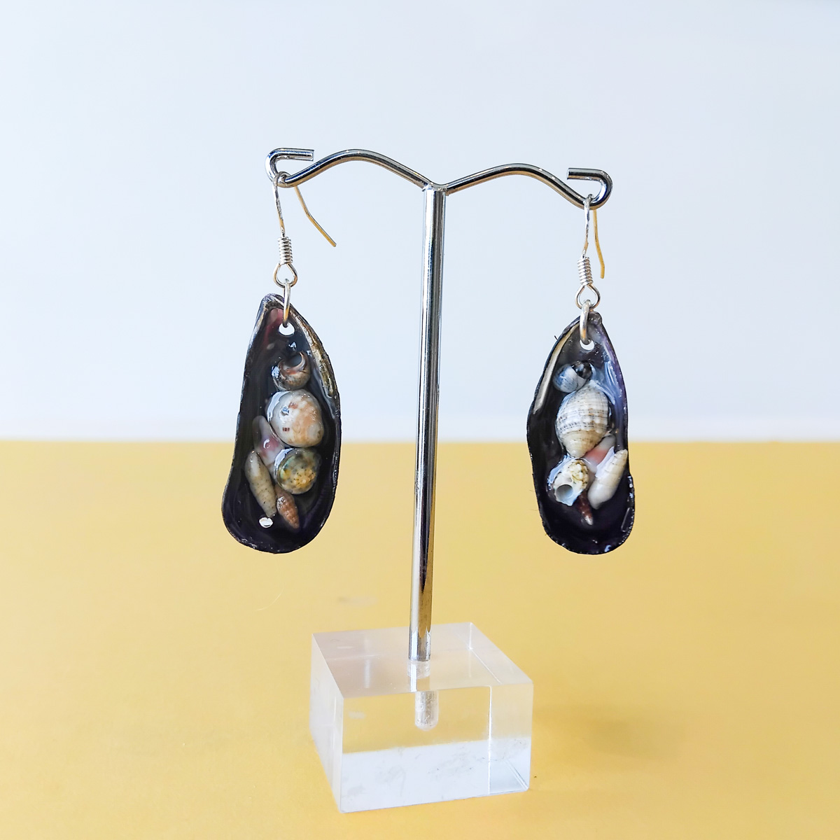 Large shell resin earrings 45 Large shell resin earrings - Hand-crafted Jewellery - Ashleigh Pugh