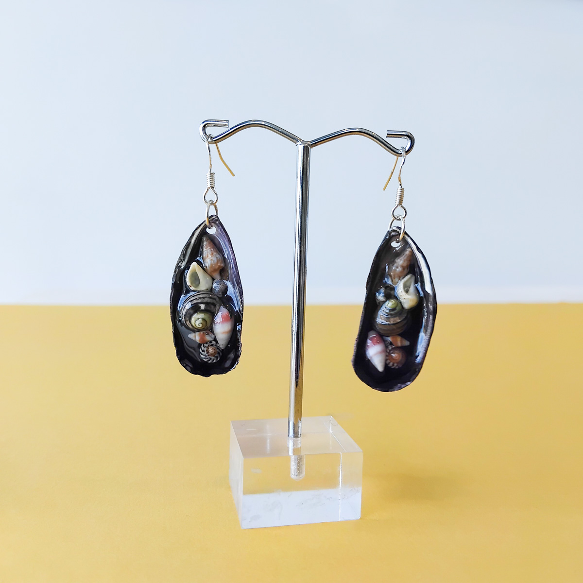 Large shell resin earrings 39 Large shell resin earrings - Hand-crafted Jewellery - Ashleigh Pugh
