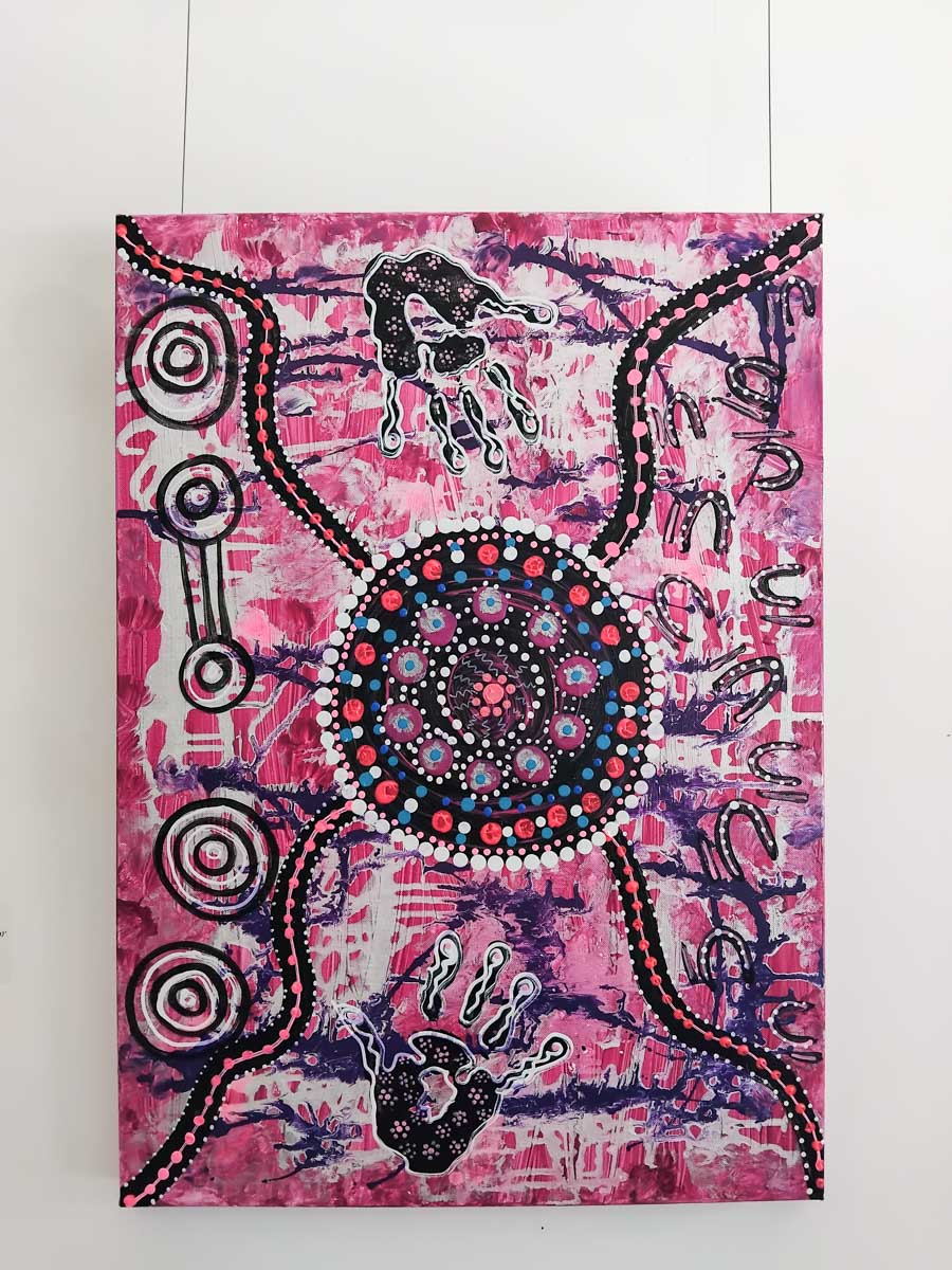 Helping Hands - Paintings - Vicki Thomas